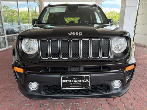 Used 2019 Jeep Renegade Latitude w/ Cold Weather Group AWD/4WD image 3