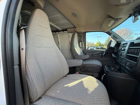 New 2025 Chevrolet Express 3500 w/ Driver Convenience Package RWD image 34