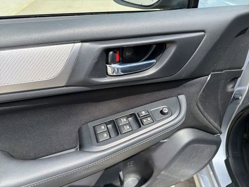 Used 2019 Subaru Legacy 2.5i Premium AWD/4WD image 15