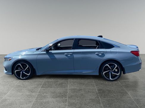Used 2022 Honda Accord Sport image 2