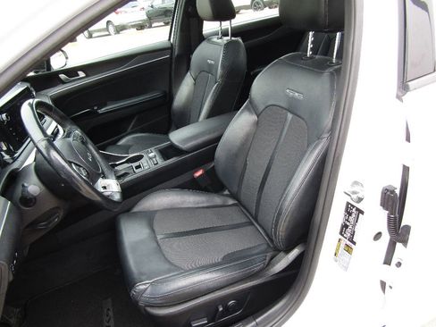 Used 2022 Kia K5 GT-Line w/ GT-Line Awd Premium Package image 10