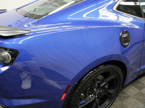 Used 2021 Chevrolet Camaro SS w/ LPO, Camaro Logo Package RWD image 34
