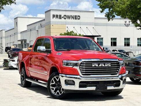 Used 2025 RAM 1500 Laramie image 2