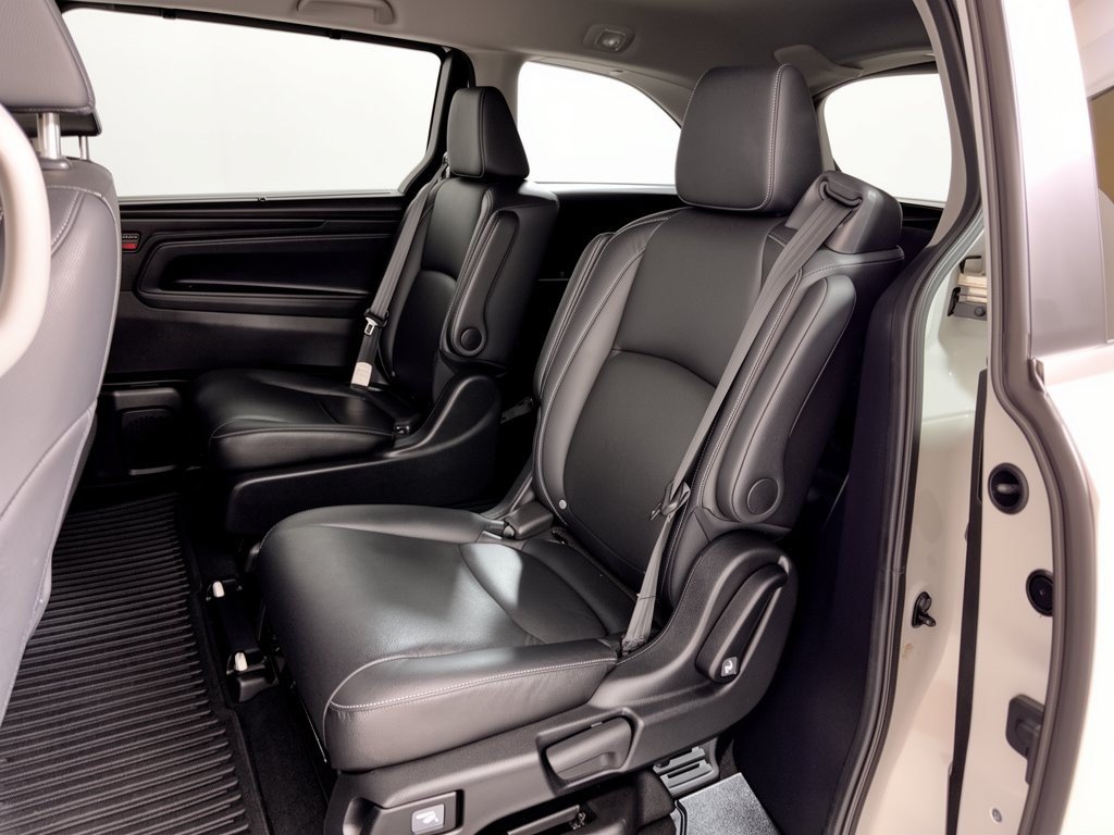 Certified 2024 Honda Odyssey EX-L image 25