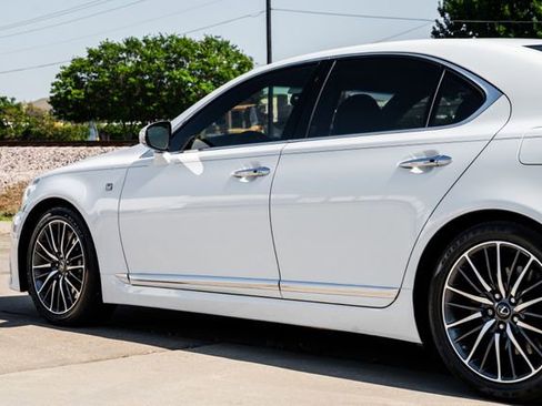Used 2013 Lexus LS 460 w/ F-Sport Pkg RWD image 44