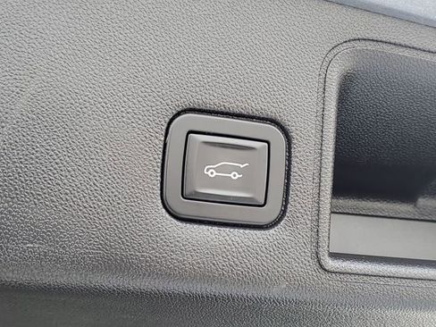 Used 2019 GMC Terrain SLE w/ Driver Convenience Package image 36