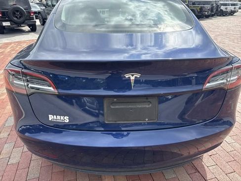 Used 2023 Tesla Model 3 Standard Range RWD image 9