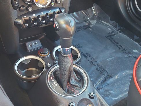 Used 2015 MINI Cooper S image 25