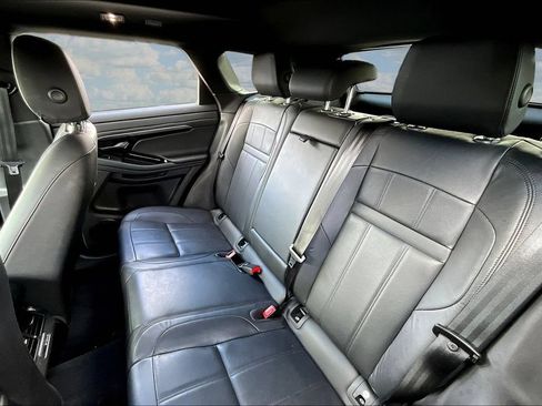 Used 2023 Land Rover Range Rover Evoque R-Dynamic S AWD/4WD image 22