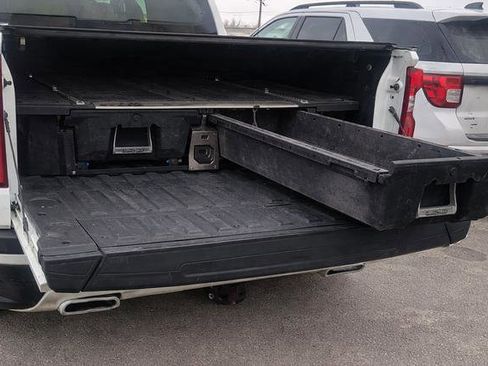 Used 2021 Chevrolet Silverado 1500 LTZ w/ LTZ Premium Package image 14