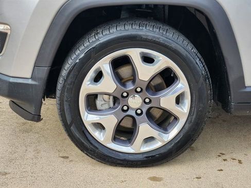 Used 2021 Jeep Compass Limited image 18