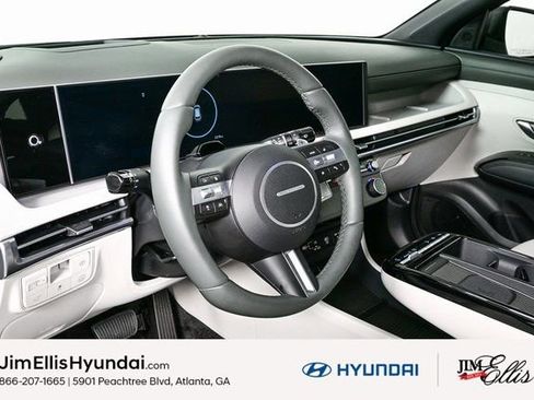 Certified 2025 Hyundai Tucson Limited image 4
