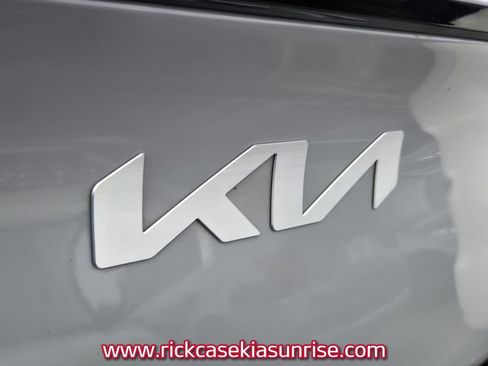 Used 2023 Kia Sportage SX FWD image 8
