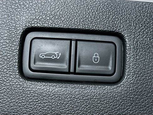 Used 2024 Genesis GV80 2.5T image 31