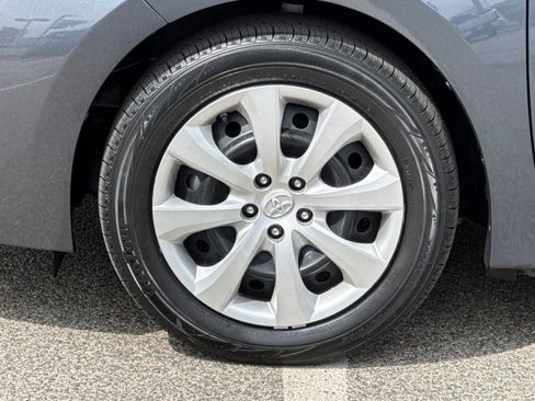 Used 2019 Toyota Corolla LE w/ Carpet Mat Package (TMS) image 22
