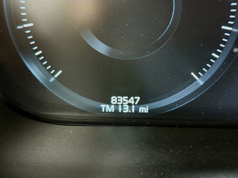 Used 2018 Volvo XC60 T6 Inscription w/ Convenience Package image 16