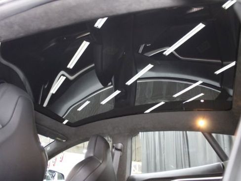 Used 2017 Tesla Model S 75D image 21