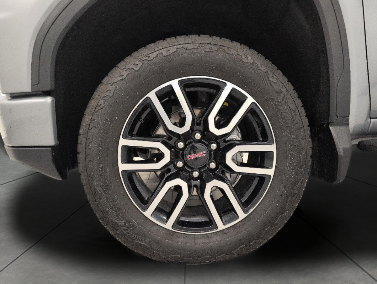 Certified 2026 GMC Sierra 1500 AT4 w/ AT4 Premium Package AWD/4WD image 3