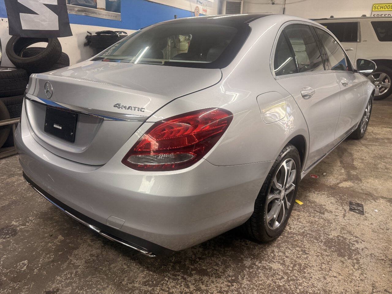 Used 2015 Mercedes-Benz C 300 4MATIC Sedan image 5