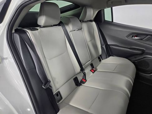 Used 2024 Toyota Prius XLE FWD image 17