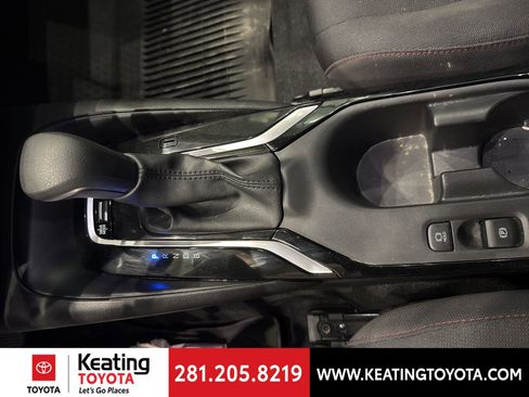 Certified 2025 Toyota Corolla SE image 21