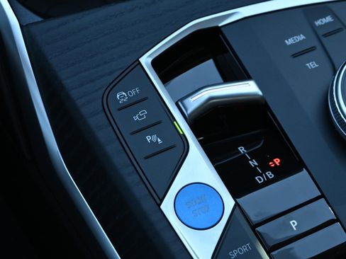 New 2026 BMW i4 xDrive40i w/ Parking Assistance Package image 18