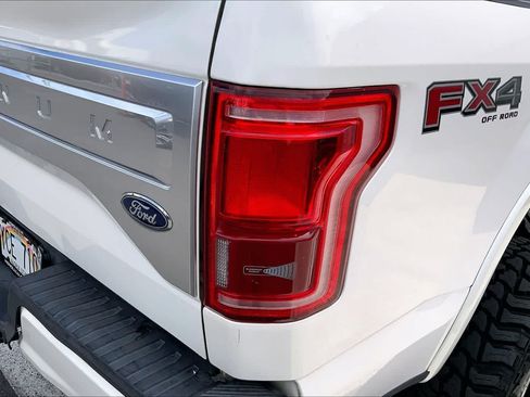 Used 2015 Ford F150 Platinum w/ Equipment Group 701A Luxury AWD/4WD image 32