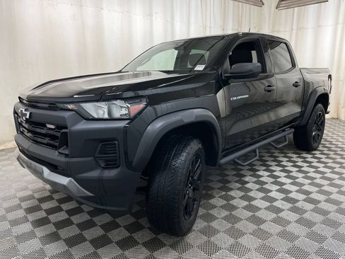 Certified 2023 Chevrolet Colorado Trail Boss AWD/4WD image 13