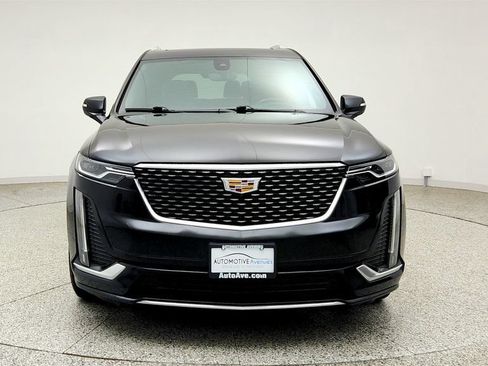 Used 2022 Cadillac XT6 Premium Luxury w/ Technology Package AWD/4WD image 2