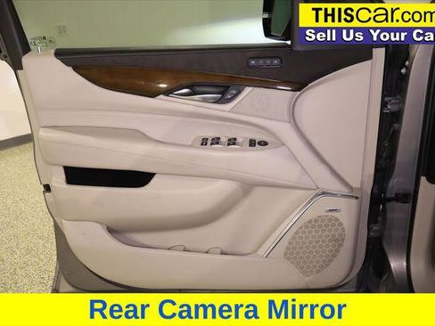 Used 2018 Cadillac Escalade Premium Luxury image 35