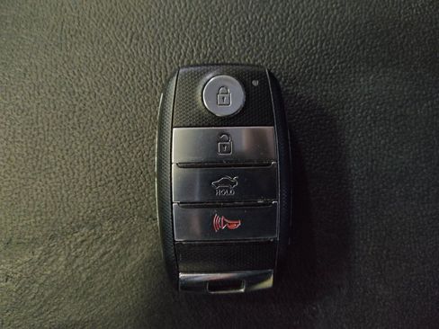 Used 2016 Kia Optima EX FWD image 32