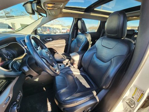 Used 2014 Jeep Cherokee Limited image 14