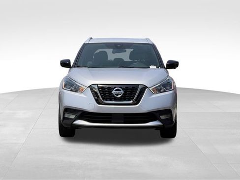 Used 2020 Nissan Kicks SR FWD image 8