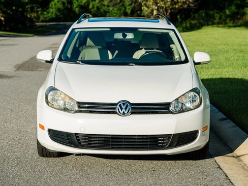 Used 2010 Volkswagen Jetta TDI FWD image 14