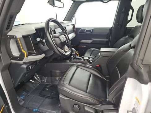 Used 2022 Ford Bronco Badlands w/ Sasquatch Package AWD/4WD image 13