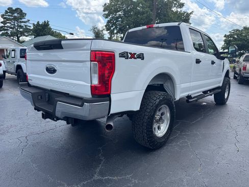 Used 2019 Ford F250 XL w/ STX Appearance Package AWD/4WD image 6