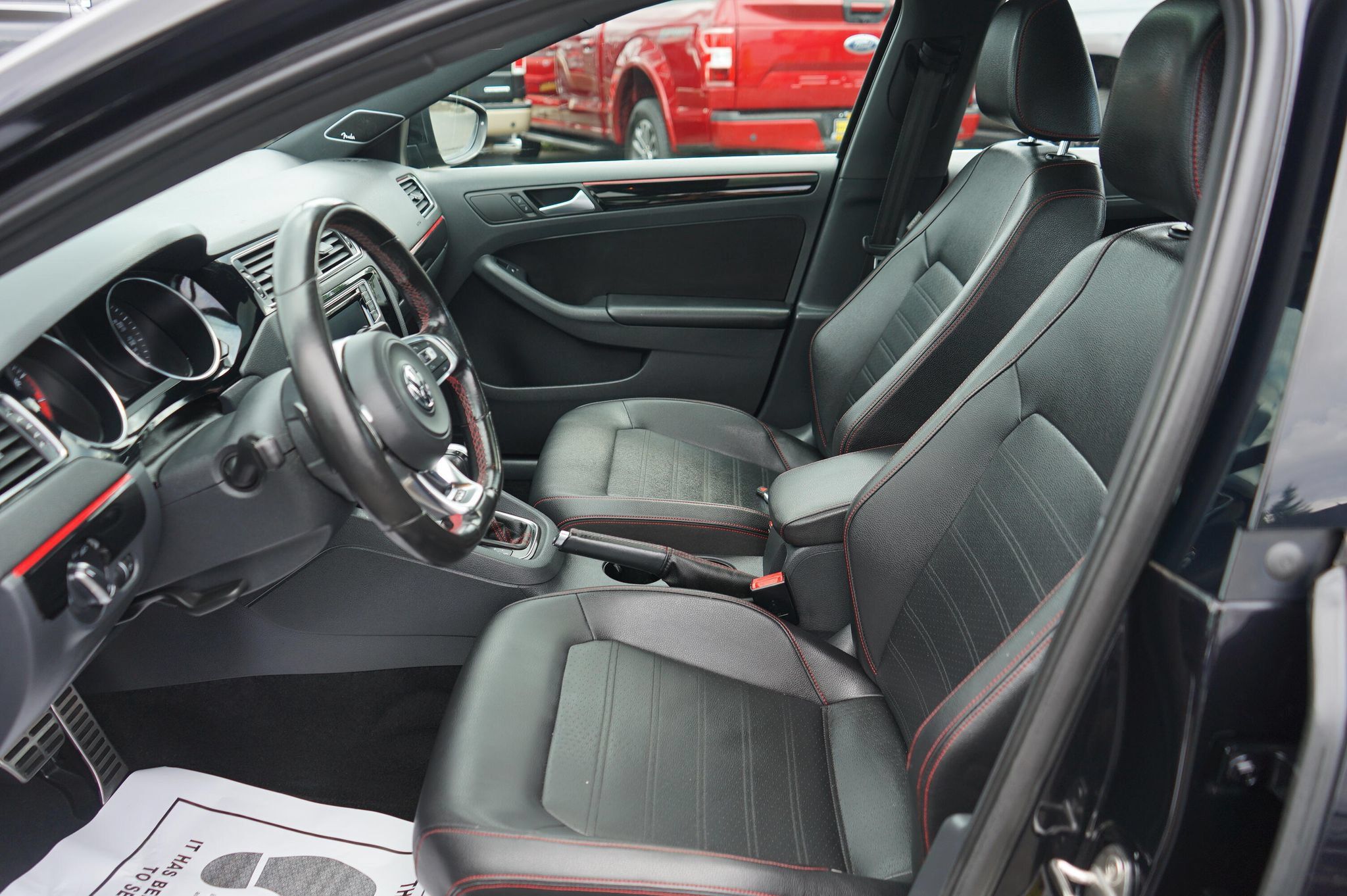 Used 2016 Volkswagen Jetta GLI SE FWD image 10