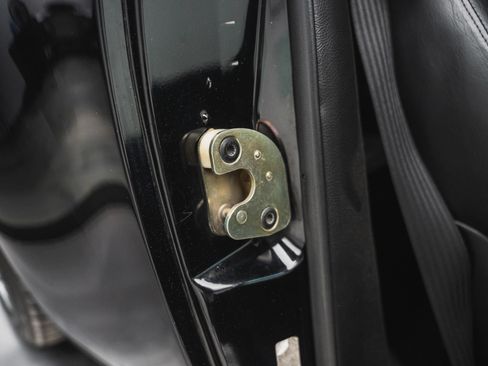 Used 1995 Porsche 911 Carrera RWD image 71