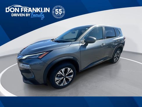 Used 2023 Nissan Rogue SV image 1