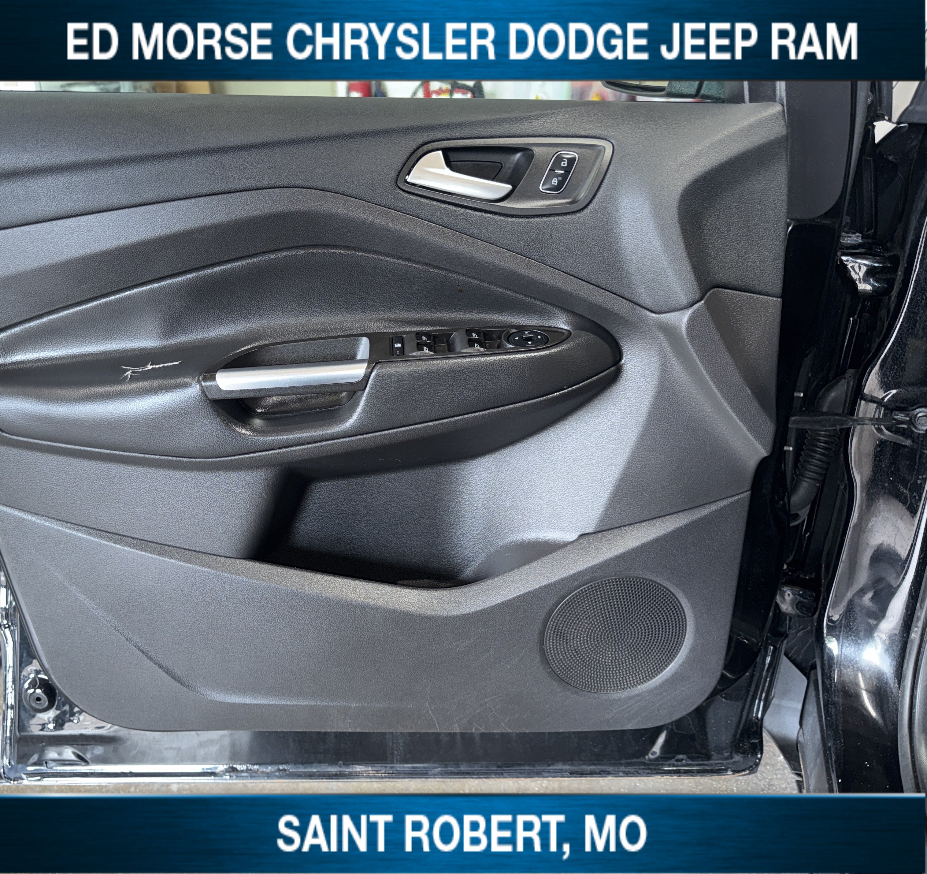 Used 2018 Ford Escape SE w/ SE Sync 3 Package AWD/4WD image 30