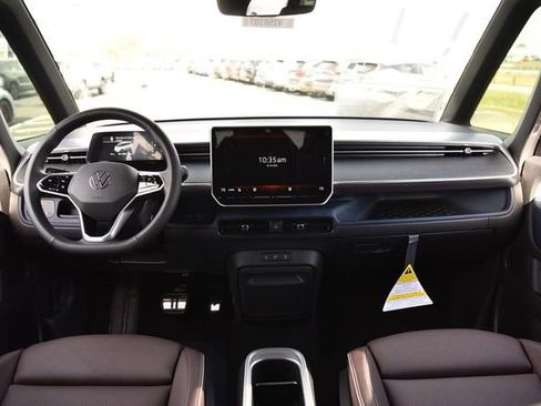 New 2025 Volkswagen ID. Buzz Pro S image 7