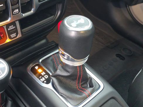 Used 2022 Jeep Wrangler Unlimited Rubicon w/ LED Lighting Group image 32