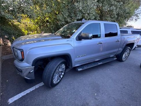 Used 2018 GMC Sierra 1500 SLT AWD/4WD image 6