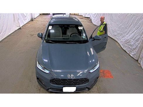 Used 2024 Honda HR-V LX image 2