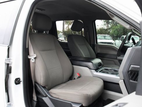 Used 2018 Ford F250 XLT w/ XLT Premium Package image 39