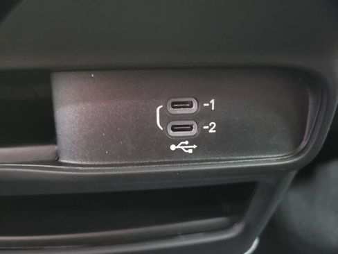 New 2027 Chrysler Pacifica Select AWD/4WD image 26