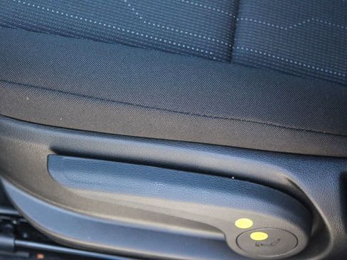 New 2026 Hyundai Venue SE FWD image 28
