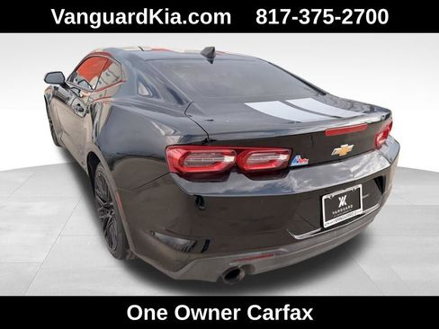 Used 2020 Chevrolet Camaro LT w/ Technology Package image 2