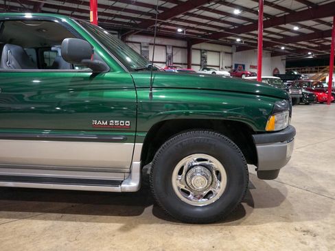 Used 1998 Dodge Ram 2500 Truck 2WD Quad Cab image 11