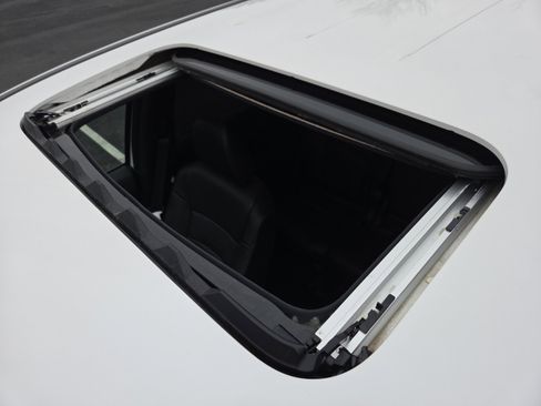 Certified 2023 Honda Passport EX-L image 4